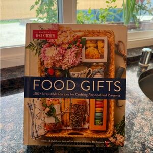 Cookbook titled "Food Gifts" 150 recipes for crafting personalized presents
